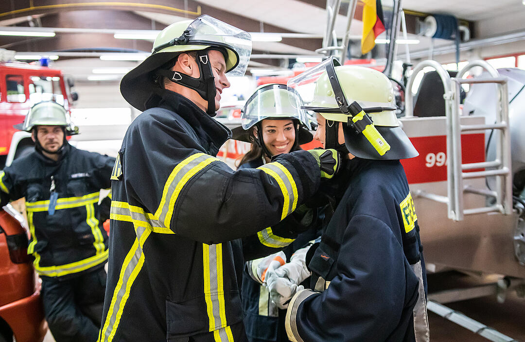 Prinzessinnen bei Feuerwehr