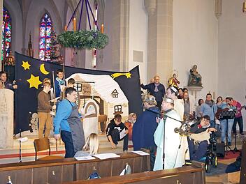 Höhepunkt des Weihnachtsgottesdienstes der Wefa und des Carl-Link-Hauses Kronach war das stimmungsvolle Krippenspiel.  Foto: Heike Schülein