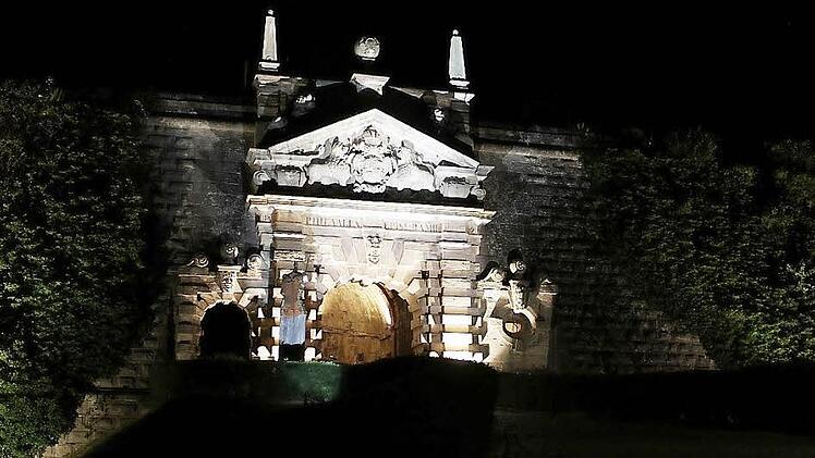 Ein Beleuchtungskonzept für die Festung Rosenberg wird mit Städtebauförderungsmitteln unterstützt. Im vergangenen Jahr brachte die Stadt die Eigenmittel dafür nicht auf - heuer stehen 25 000 Euro im Haushalt. Foto: Archiv