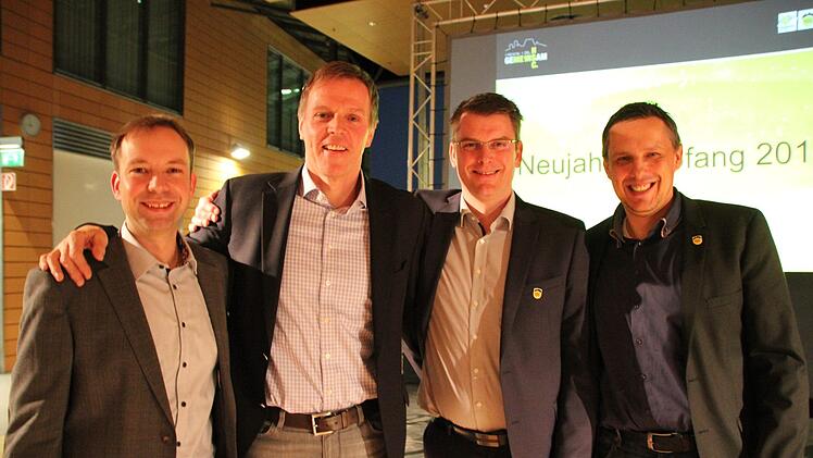 Handball-Experten unter sich (von links): HSC-Trainer Jan Gorr, der ehemalige Nationaltrainer Martin Heuberger, HSC-Geschäftsführer Michael Häfner und HSC-Vorstandssprecher Stefan Apfel.Oliver Schmidt
