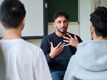 Aufkl&auml;rung &uuml;ber Manosphere, Gewalt und toxische M&auml;nnlichkeit