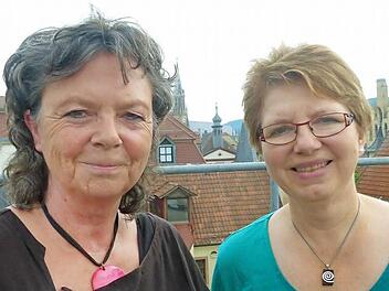 Vorsitzende Karin Reinshagen (links) und ihre Stellvertreterin Barbara Thiele glauben, dass es für den Frauenring noch viel zu tun gibt. Eine neue Vorsitzende könnte dem Verband ihren eigenen Stempel aufdrücken. Foto: Anja Vorndran