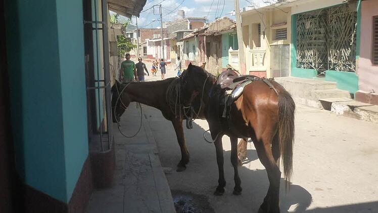 Keine Filmkulisse, sondern echt: Wie im Wilden Westen wirkt dieses Bild aus der kubanischen Stadt Trinidad.