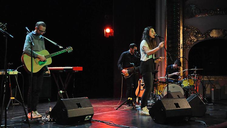 Philipp Weies, Raf De Mey, Lara Chedraoui, Brendan Corbey Foto: Klopf