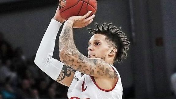 An seinem 30. Geburtstag bot Daniel Hackett eine starke Leistung. Der Italiener erzielte in Kaunas 17 Punkte, holte drei Rebounds und kam auf zwei Assists.Daniel Löb