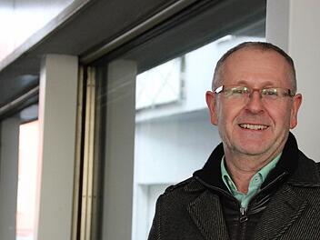 Martin Denninger plant, das Erdgeschoss des seit Jahren leeren Kaufhauses Schäfer mit der Lebenshilfe wieder zu beleben.  Fotos: Benedikt Borst