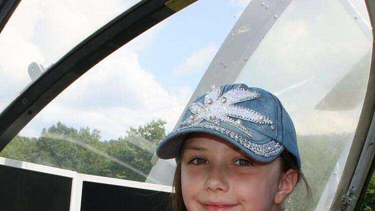 Lucy Renk im Flugsimulator