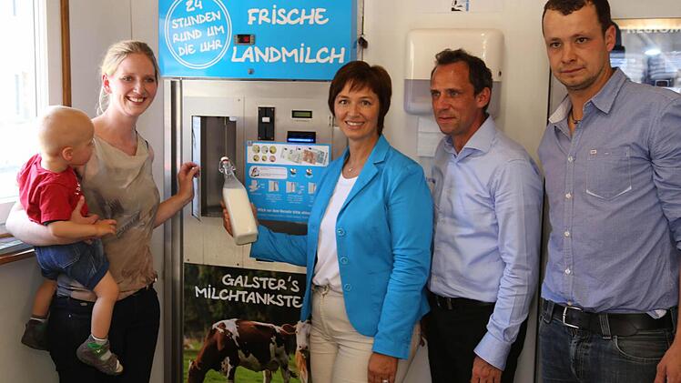 Besuch in der Milchbar Foto: Franz Galster