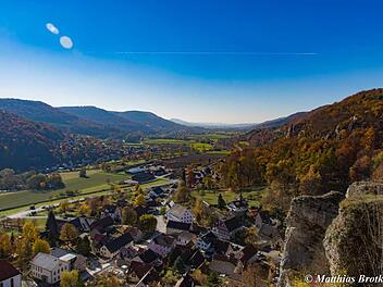 Der Streitberg ist nur einer von vielen sch&ouml;nen Orten in der Fr&auml;nkischen Schweiz. Foto: Matthias Brotkorb/infrankenpix