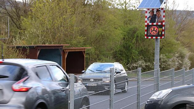 Zu schnelles Fahren wird in vielen Stadtteilen Münnerstadts als Problem angesehen.  Der Stadtrat hat über eine Lösung beraten. Foto: Thomas Malz