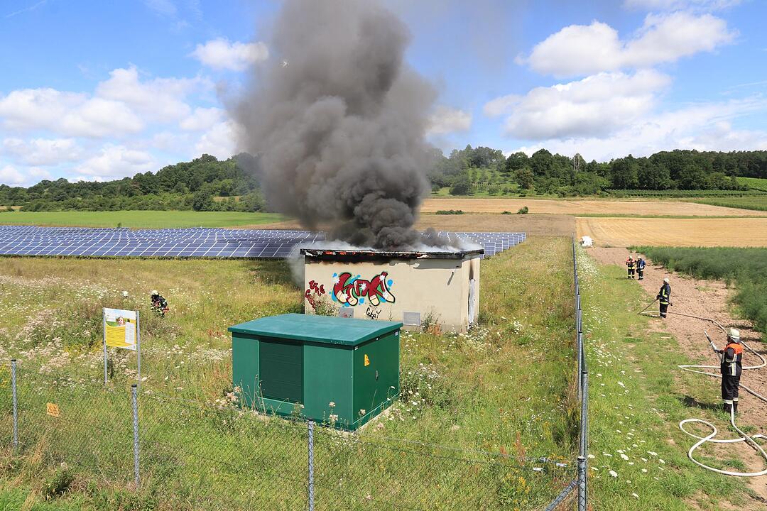 Kreis Bamberg: Brand in Solarpark Unterhaid