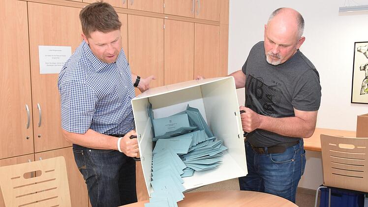 Die hohe Wahlbeteiligung führte im Landkreis Bad Kissingen vor allem in den Briefwahlbezirken zu Verzögerungen. Foto: Eckhard Heise