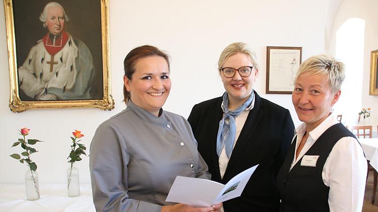 Kristina Franzke, Lisa Lulei und Sonja Bauer (von links) bilden das Führungstrio in Banz. Alle drei Frauen dürfen Lehrlinge eigenverantwortlich in ihren Fachbereichen ausbilden.Matthias Einwag