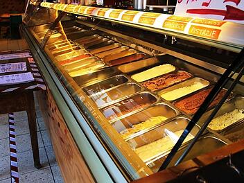 N&uuml;rnberg: Beliebte Eisdiele mit besonderem Retro-Angebot - "Kugel Eis f&uuml;r 10 Cent"