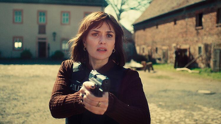 Maryam Azadi (Melika Foroutan) lässt die verzweifelte Suche der Mutter nach ihrem vermissten Kind nicht los. Sie reagiert - manchmal in diesem Film - emotionaler, als es ihr Job erfordert.