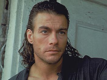 Er war einer der größten Stars des Actionkinos der 80er- und 90er-Jahre: Jean-Claude Van Damme (Bild aus "Harte Ziele") feiert am 18. Oktober seinen 65. Geburtstag.