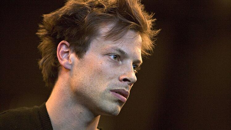 Andreas Christ war nach "M&auml;dchen, M&auml;dchen!" in diversen TV-Produktionen zu sehen, darunter "Tatort" und "In aller Freundschaft". Auch als Theaterschauspieler machte er sich einen Namen.