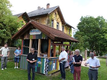 Im Bezirksentscheid des Wettbewerbs "Unser Dorf soll sch&ouml;ner werden", holte Harsdorf im vergangenen Jahr Gold.Archiv/Werner Rei&szlig;aus