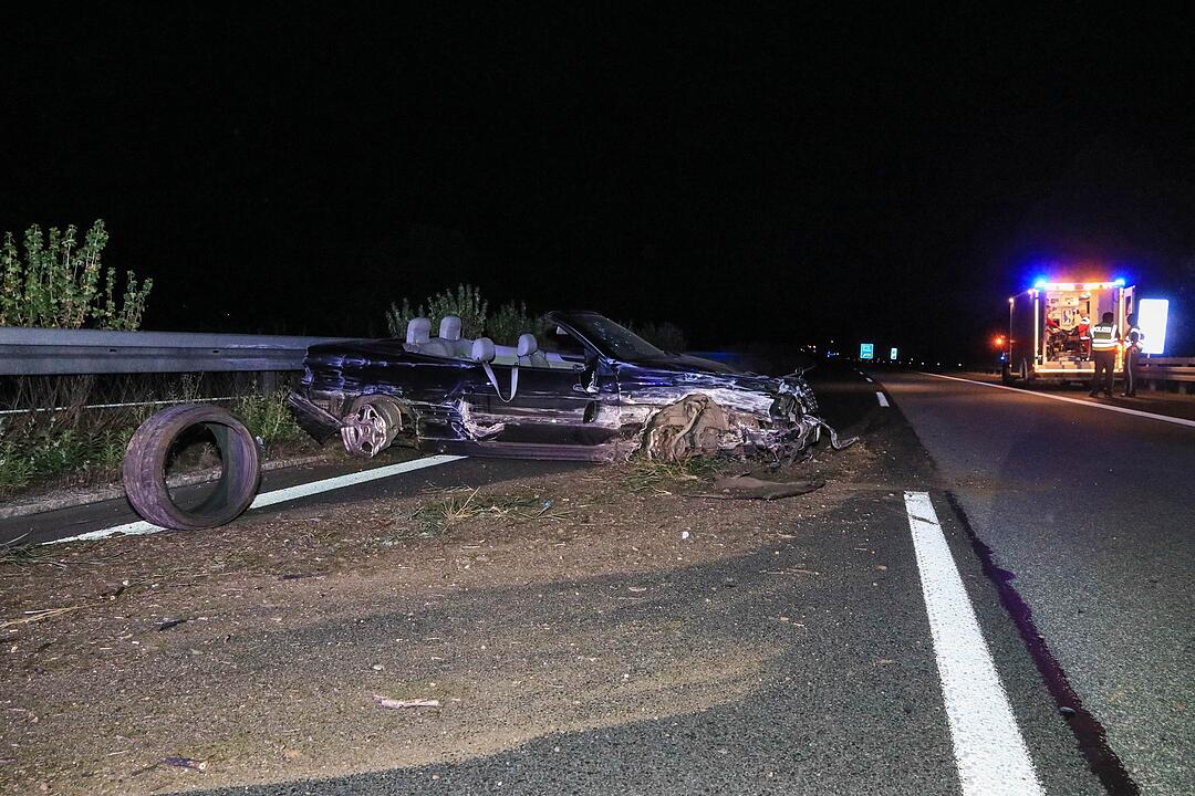 Schwerer Unfall auf A70 bei Ebelsbach: Mit 1,1 Promille gegen die Leitplanke