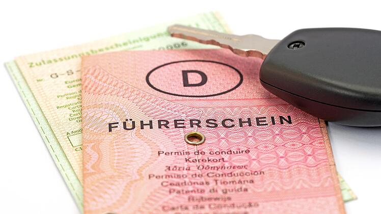 Nicht endlos gültig: die alten Papierführerscheine