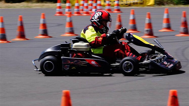 Beim Kart-Slalom am 2015 am Heroldsberg. Foto: Gerd Schaar