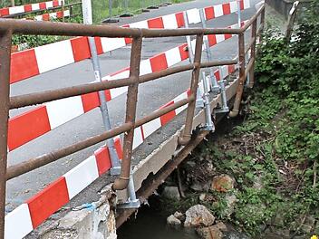 Die Krebsbachbrücke in der Schney war in einem sehr schlechten Zustand. Foto: Gerda Völk/Archiv