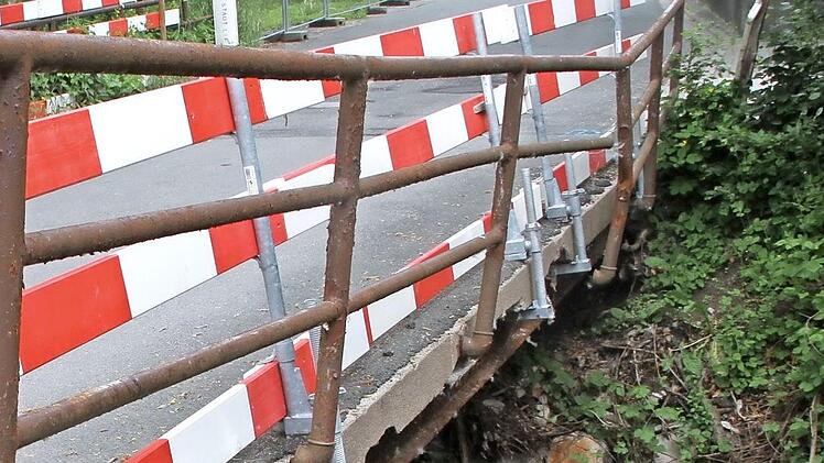 Die Krebsbachbrücke in der Schney war in einem sehr schlechten Zustand. Foto: Gerda Völk/Archiv