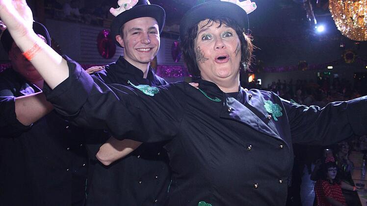 Weiberfasching in Stadtsteinach. Foto: Sonja Adam