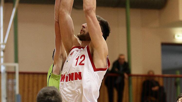 Dunking von Leon Kratzer