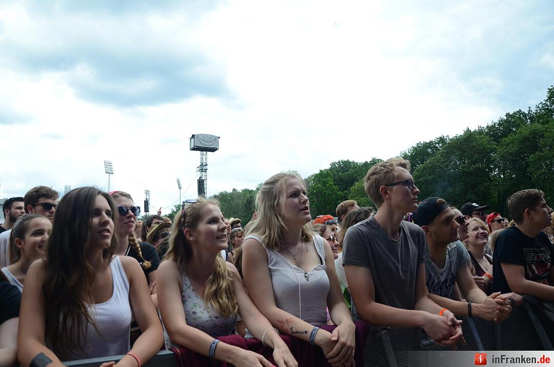 Rock im Park 2016 - Walking On Cars
