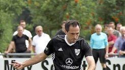 Zweimal gelang Bastian Renk der Ausgleich. Mit diesem Freistoß das 1:1 - Endstand: 2:4.