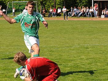 Unser Archivbild zeigt ein Spiel des TSV Oerlenbach gegen den FC Westheim. Foto: Archiv/ssp