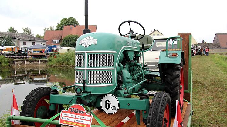 Impressionen vom Oldtimer-Treffen   Foto: Richard Sänger