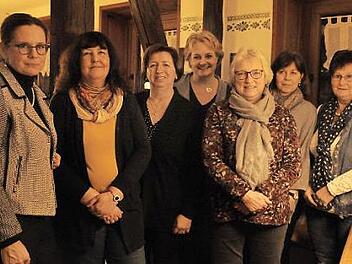 Das neue Vorstandsteam der Frauen Union Itzgrund (von links): Heidi Bauer, Angelika Geuß, Helga Hartung, Nina Liebermann, Helga Rose, Karin Brückner und Ulrike Schorn  Fotos: Alicia Vetter