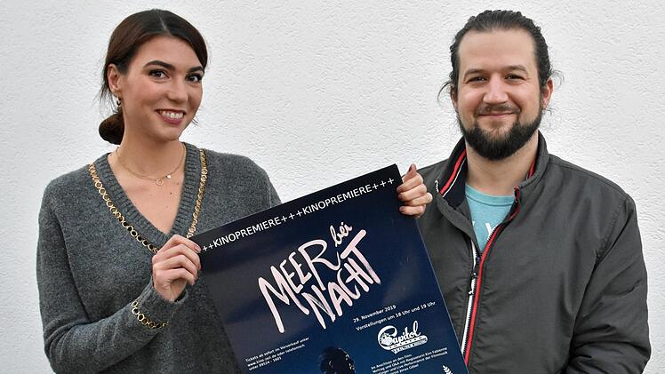 Die Regisseurin des Films "Meer bei Nacht", Kim Fabienne Hertinger aus Wonfurt, und Jonas Göbel aus Wonfurt, der die Musik zu dem Film komponiert und eingespielt hat, freuen sich auf die Kinopremiere am 29. November im Capitol-Theater in Zeil. Ulrike Langer