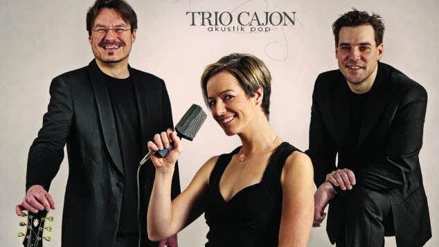 Montag, Musikbühne: Trio Cajon
