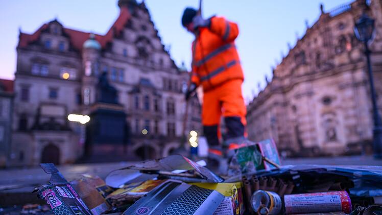 Neujahr &ndash; Aufr&auml;umarbeiten in Sachsen