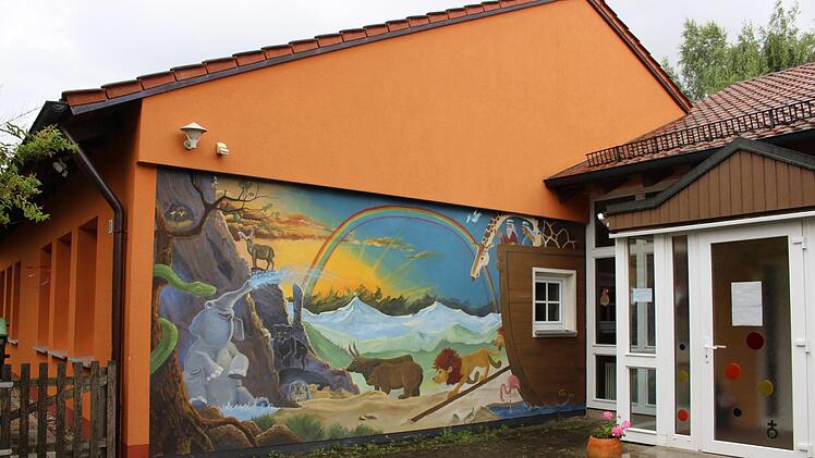 Der Platz im bestehenden Lonnerstadter Kindergarten reicht nicht mehr aus. Die Erweiterung ist bereits geplant. Foto: Evi Seeger (Archiv)