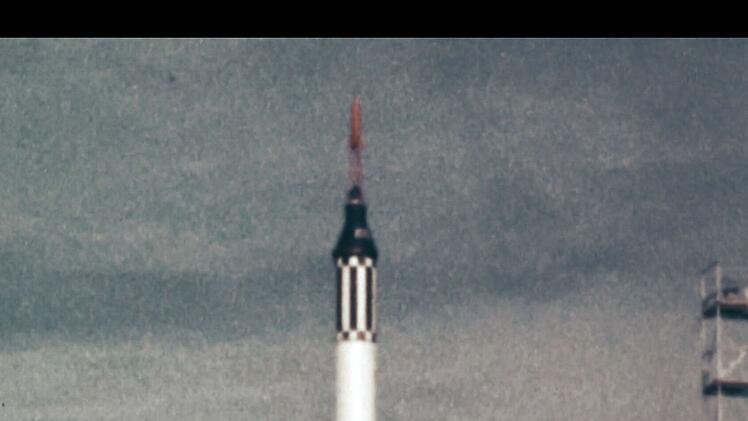 Am 21. Juli 1961 flog Gus Grissom als zweiter Mensch an Bord einer Mercury-Redstone-Rakete ins All. Der Flug dauerte 15 Minuten.
