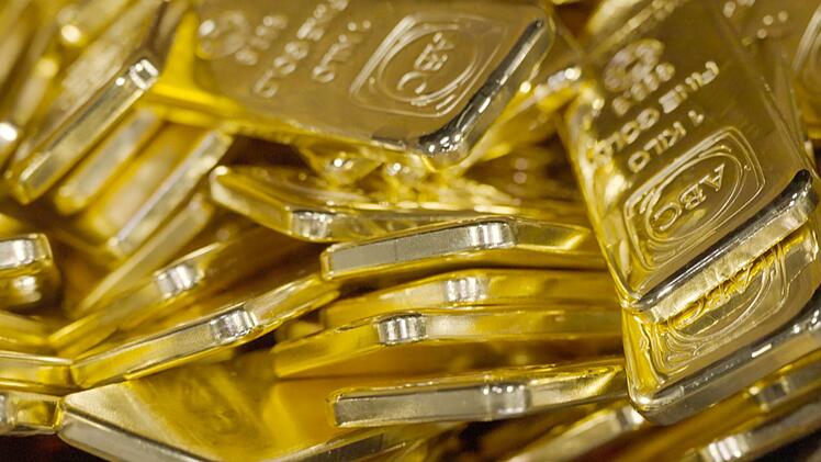 Wie bei Dagobert: In der Schweizer Raffinerie Valcambi schichten sich die Goldbarren.
