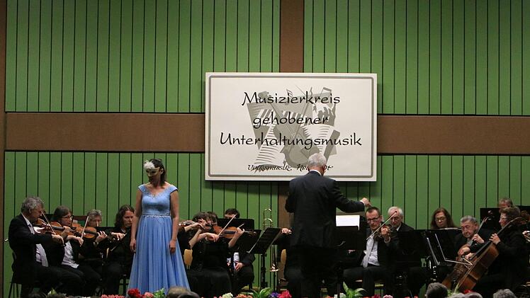 Impressionen vom Neujahrskonzert des Musizierkreises NeustadtFoto: Jochen Berger