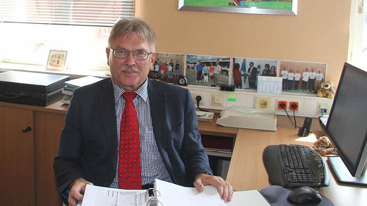 Schulamtsdirektor Uwe Dörfer hat keine Sommerferien.