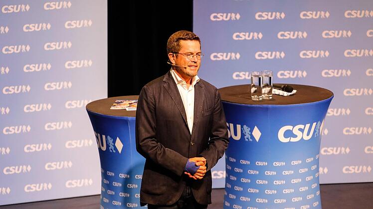 Impressionen von KT zu Guttenbergs erster Wahlkampfveranstaltung für die CSU in Kulmbach Foto: Matthias Hoch