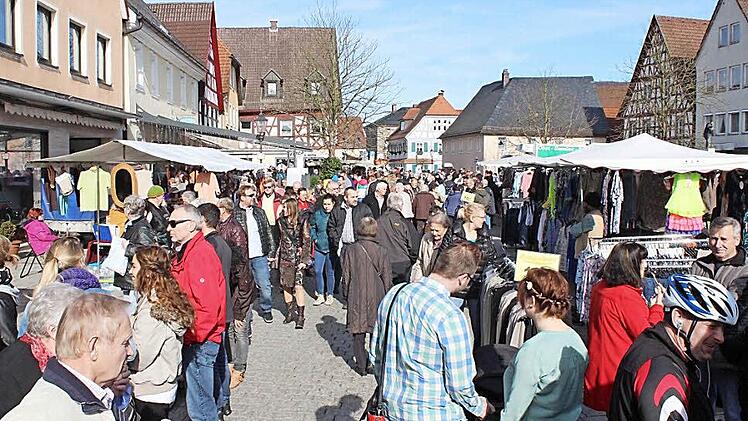 In der Ebermannstadter Innenstadt ist einiges los gewesen. Fotos: fra-press