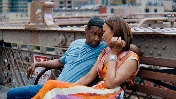 David King (Denzel Washington) kann sich auf die bedingungslose Unterstützung seiner Frau Pam (Ilfenesh Hadera) verlassen.