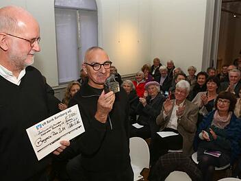 Bamberg; Preisverleihung vom Kunstverein Bamberg des Berganzapreises an Hans Lyer; Foto: Barbara Herbst