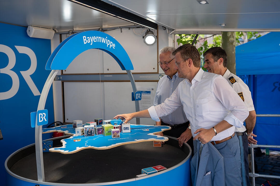 Motto: &bdquo;Sicherheit auf Landstra&szlig;en&ldquo;