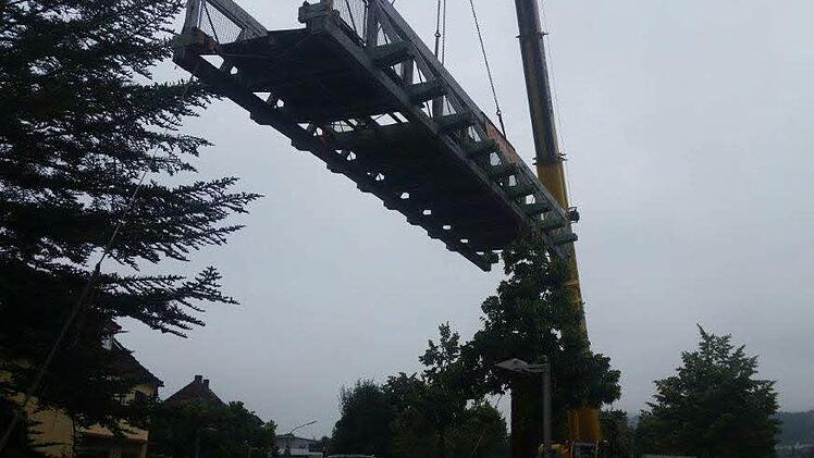 Arbeiten am Schwarzen Steg. Foto: Marion Kögel