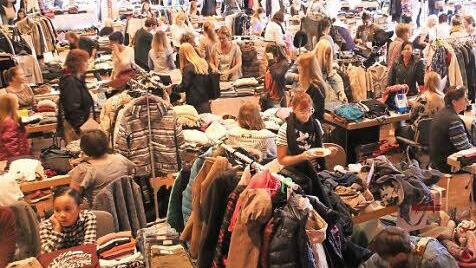 Rege besucht war der Markt mit Angeboten nur für die Frauen im Rudolf-Winkler-Haus. Hier gab es viel zu sehen und zu entdecken.