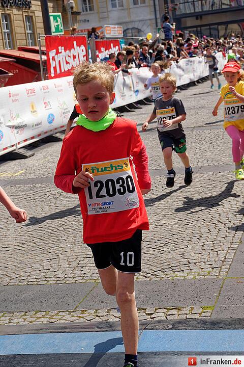 Weltkulturerbelauf 2017 in Bamberg: Der Zieleinlauf am Maxplatz